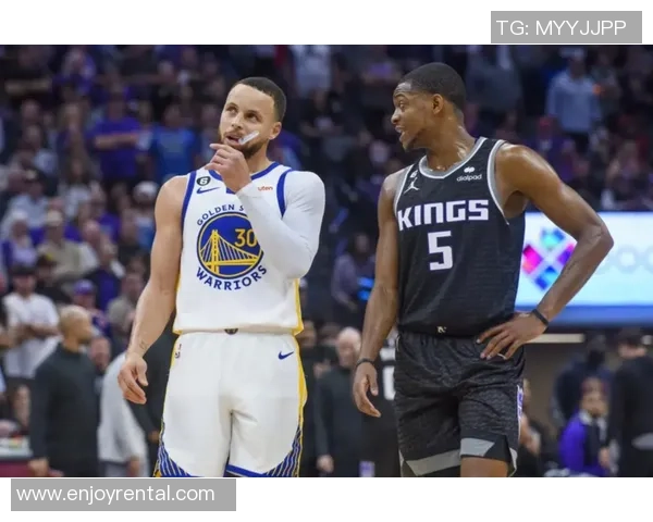 2017年NBA勇士队与国王队精彩对决回顾与分析